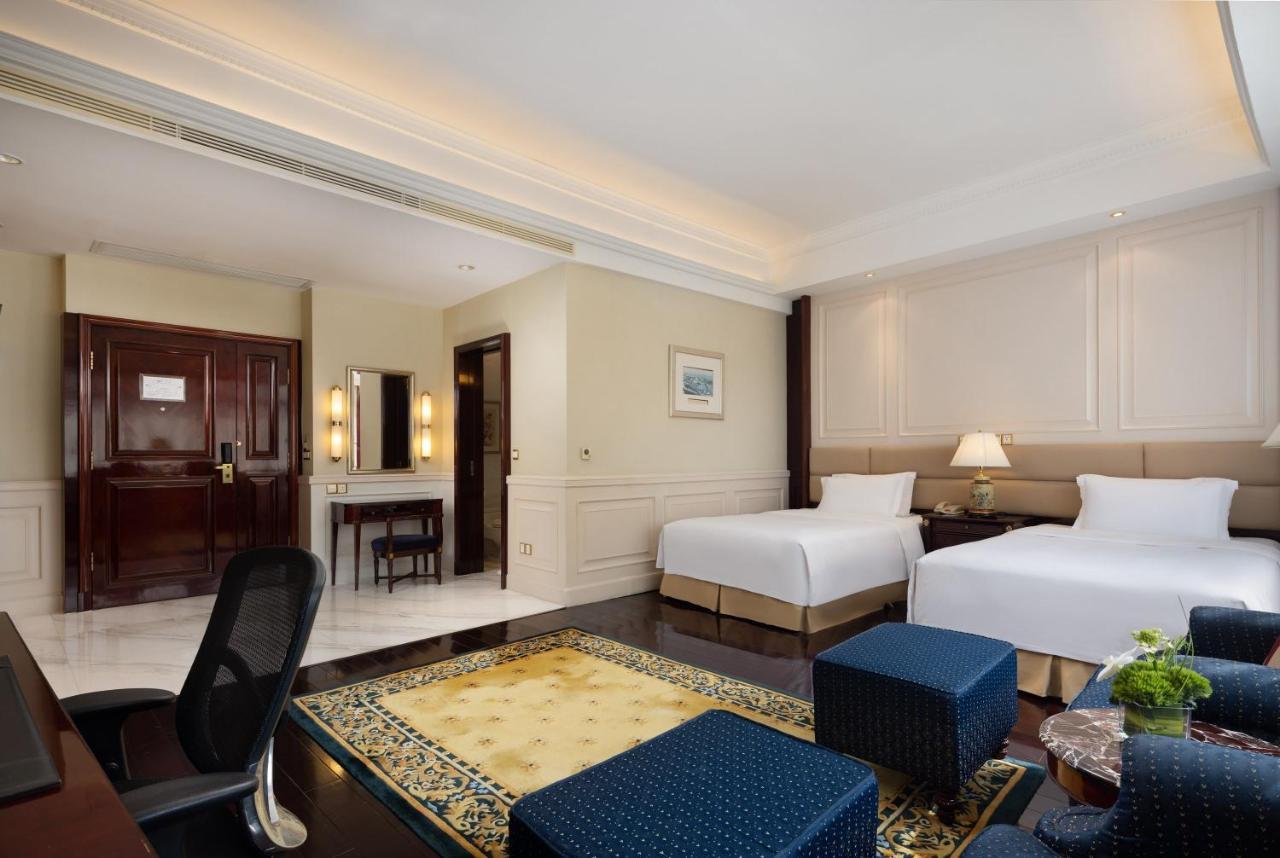 Crowne Plaza Hotel & Suites Landmark Shenzhen By Ihg - Nearby Luohu Border, Indoor Heated Swimming Pool, Complimentary Welcome Drink Exterior foto