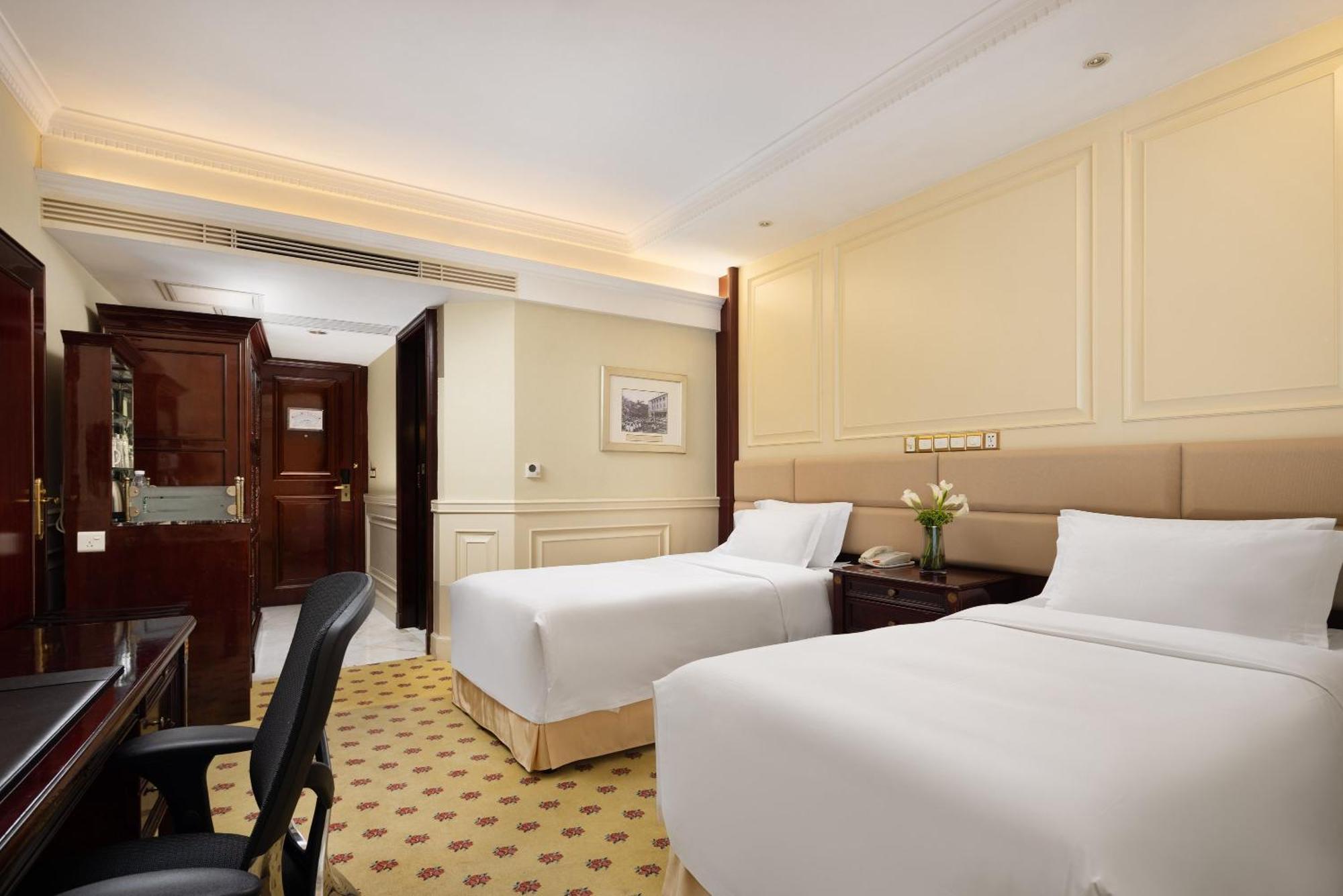 Crowne Plaza Hotel & Suites Landmark Shenzhen By Ihg - Nearby Luohu Border, Indoor Heated Swimming Pool, Complimentary Welcome Drink Exterior foto